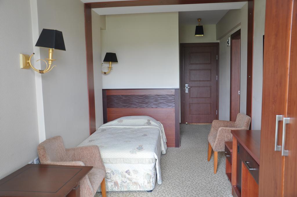 İznik Grand Nicea Hotel חדר תמונה